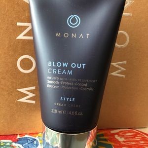 Monat Blowout Cream